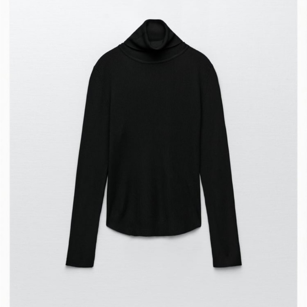 Basic extra fine knit sweater